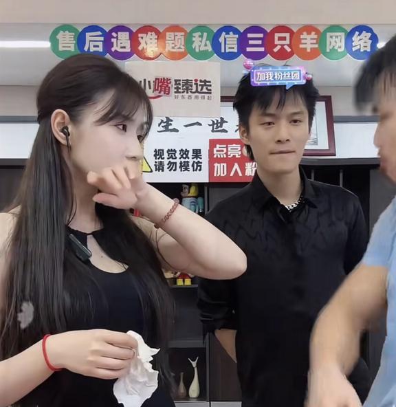 嘴哥爆料乔妹喝酒视频播放,嘴哥爆料引发网友热议