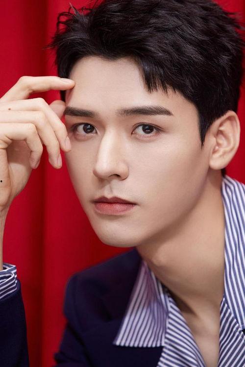 新浪娱乐爆料龚俊,新剧幕后故事大揭秘！