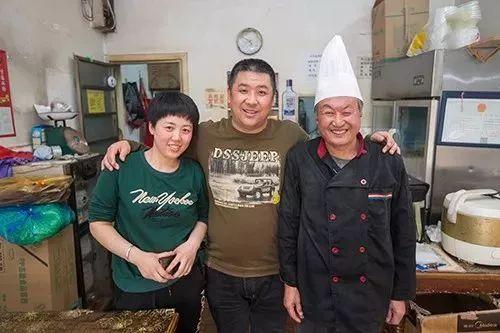 陈晓卿最新爆料,揭秘美食背后的惊人真相! 第2张 陈晓卿最新爆料,揭秘美食背后的惊人真相! 第2张