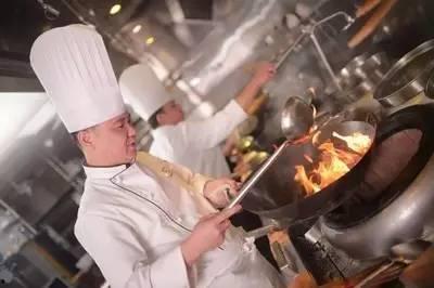 龙华厨师爆料视频,后厨那些不为人知的秘密 第2张 龙华厨师爆料视频,后厨那些不为人知的秘密 第2张