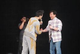 成龙爆料王力宏邋遢视频,现场视频曝光,明星私生活引热议 第3张 成龙爆料王力宏邋遢视频,现场视频曝光,明星私生活引热议 第3张