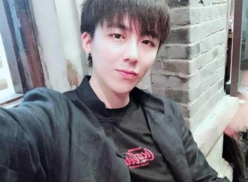 吃瓜男网红最近,揭秘娱乐圈幕后真相,带你领略网红圈风云变幻 第3张 吃瓜男网红最近,揭秘娱乐圈幕后真相,带你领略网红圈风云变幻 第3张