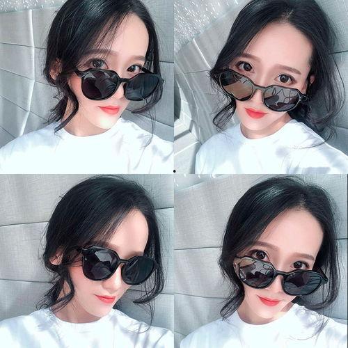 抖音网红吃瓜戴眼镜,揭秘抖音新潮流 第2张 抖音网红吃瓜戴眼镜,揭秘抖音新潮流 第2张