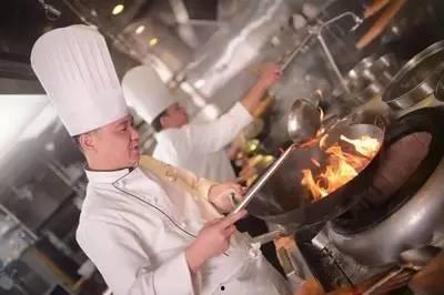 龙华厨师爆料视频,后厨那些不为人知的秘密 第2张 龙华厨师爆料视频,后厨那些不为人知的秘密 第2张