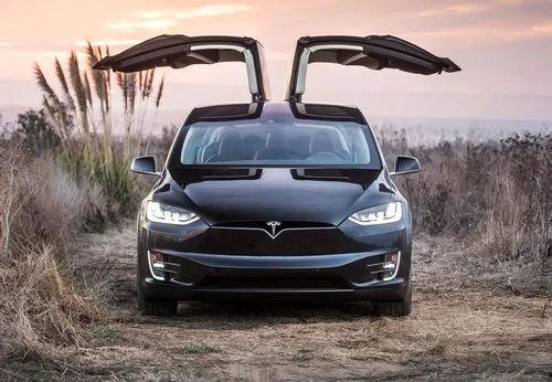 特斯拉尾门爆料视频播放,设计细节与功能亮点一览