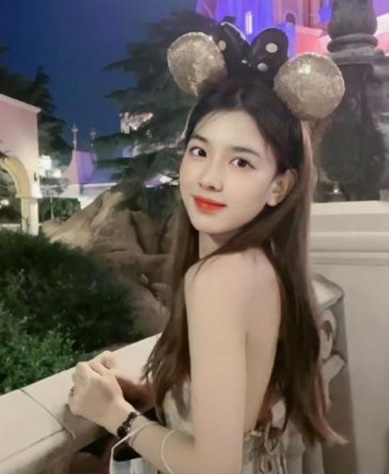 肥硕爆料直播视频,揭秘幕后真相,带你走进直播背后的世界 第2张 肥硕爆料直播视频,揭秘幕后真相,带你走进直播背后的世界 第2张